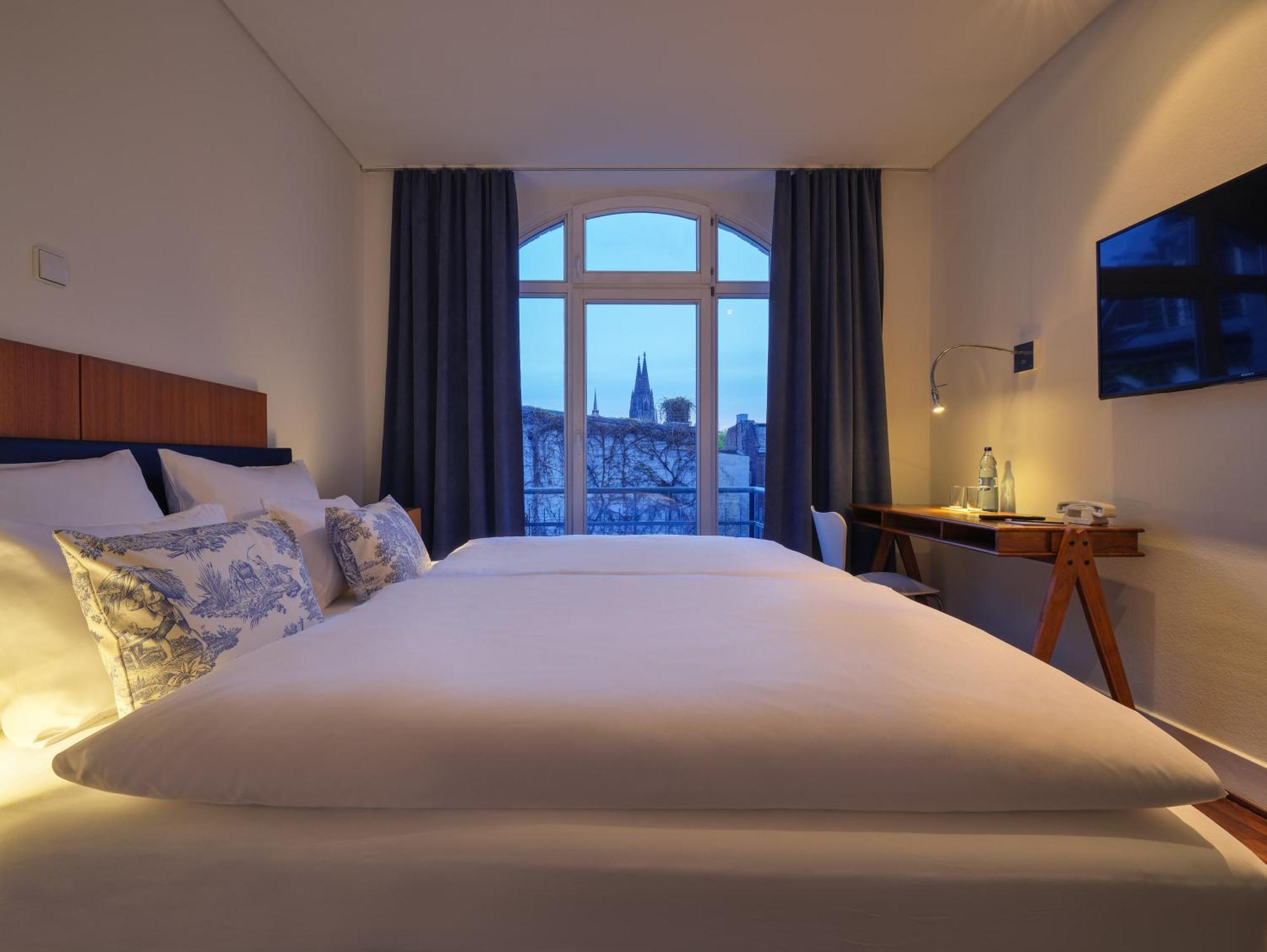 Standard Double Room,1742569010:JPEG